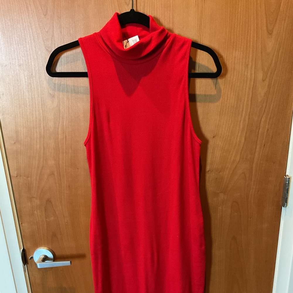 Elegant Red Sleeveless Dress